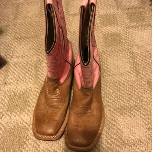 Boots size 6.5
